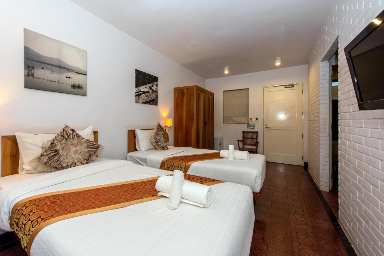 Comoda Casa Hotel Siem Reap Esterno foto