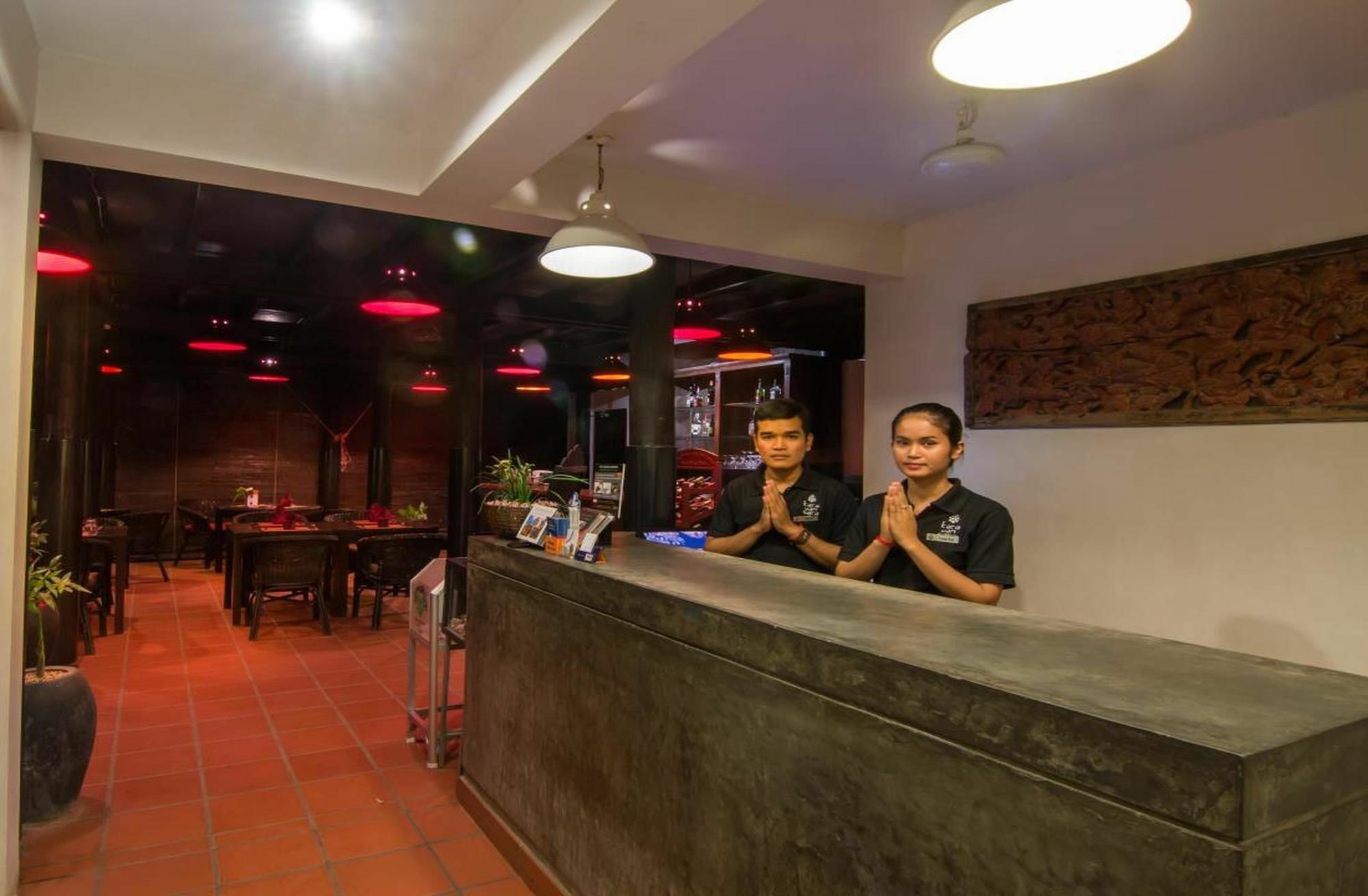 Comoda Casa Hotel Siem Reap Esterno foto